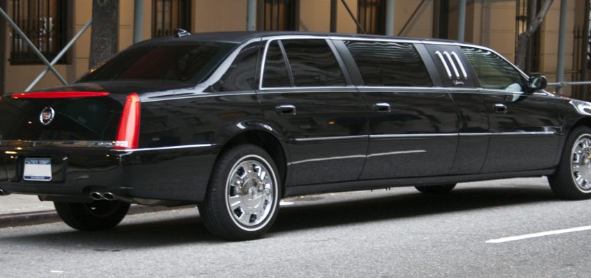 DTS Stretch Limo